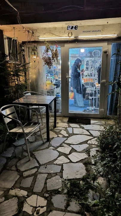 Nell’atelier — foto 11 dall’album personale di PAGANE